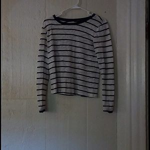 A long sleeved Forever 21 top